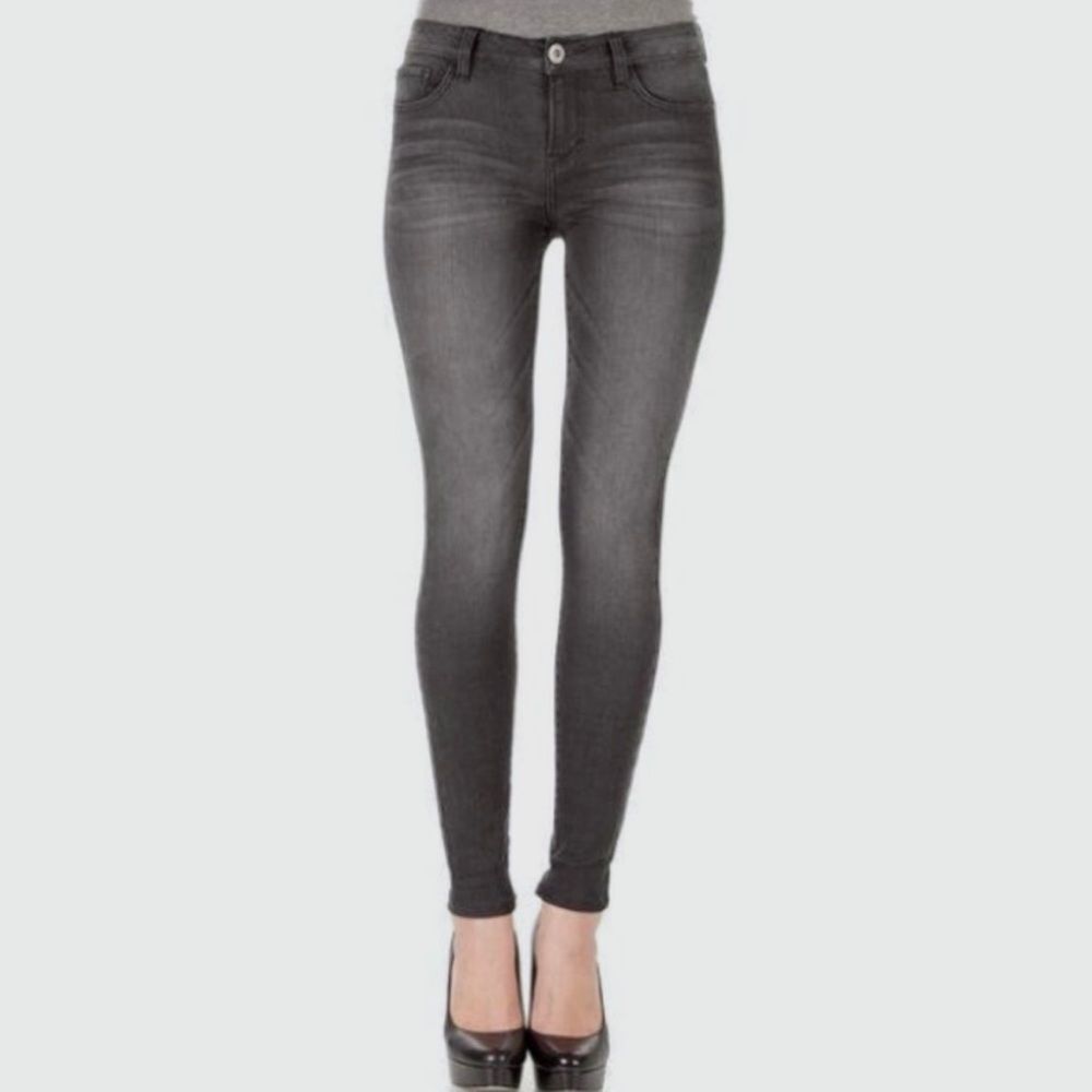 💠 Kensie mid rise jeans knockout Skinny grey Sz 8/29